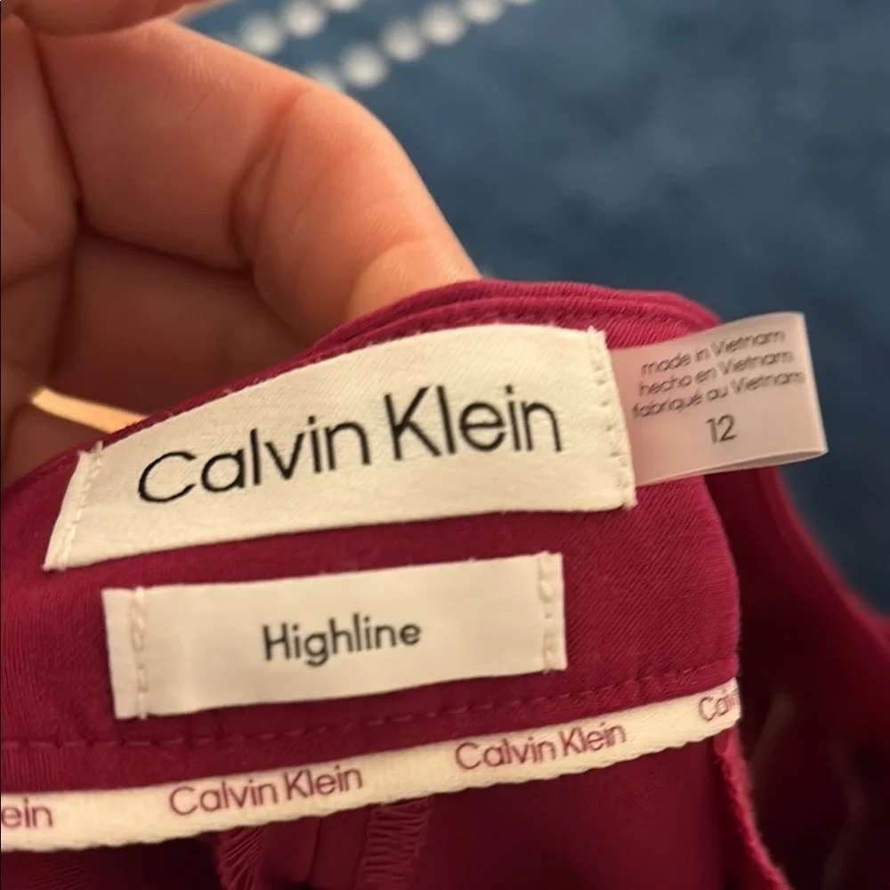 Calvin Klein Pink Ankle Cropped Pants - Picture 3 of 4